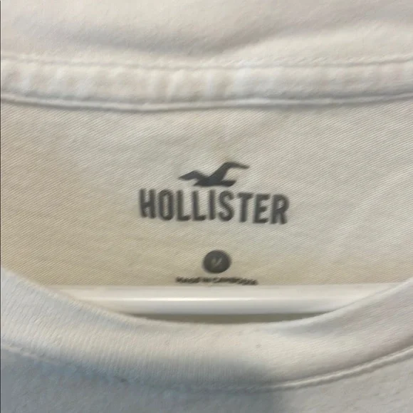 Hollister White Saint Thomas Graphic Tee - Picture 2 of 3